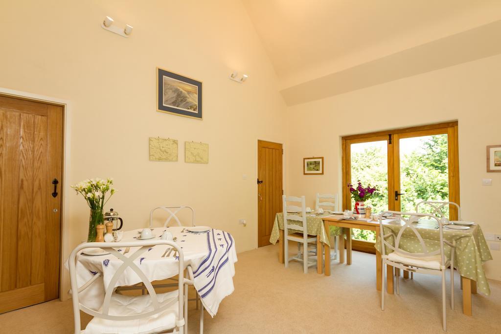 Wyke Farm Hotell Axminster Rom bilde